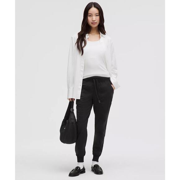 Lululemon Dance Studio Joggers Mid Rise Full Length Black Drawstring Pant Sz 0 - Picture 3 of 8